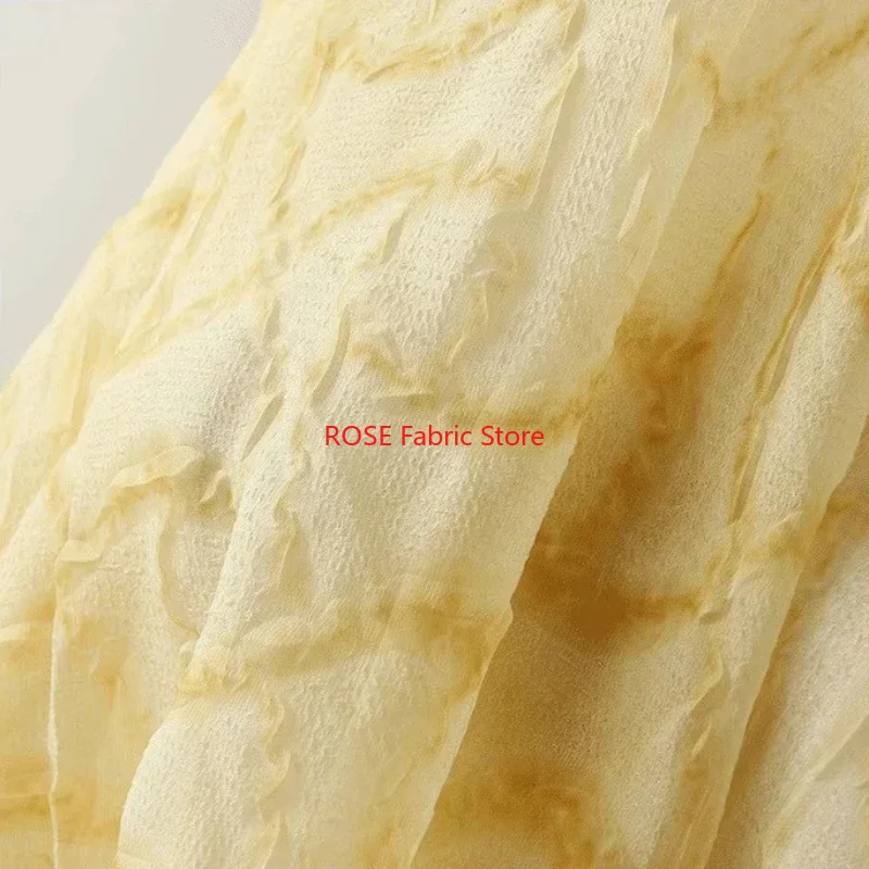 Hellgelbgrüner, weicher, leich – Soft Summer Yellow Clothing Bewertung und Preis