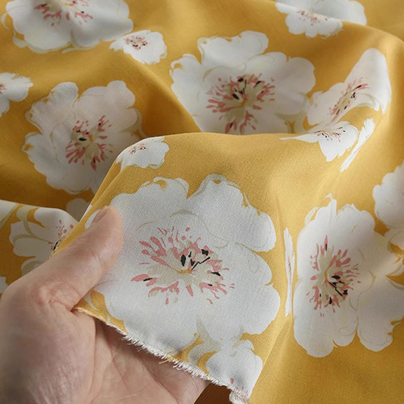 Weißer Blumenmuster auf schöne – Soft Summer Yellow Clothing Bewertung und Preis